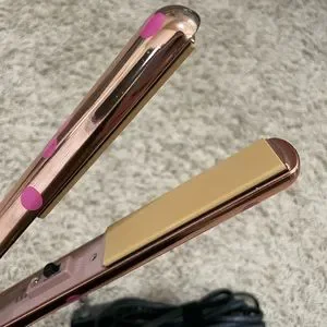 Chi | Hair | Ultra Chi Ceramic Rose Gold With Pink Polka  display picture 3